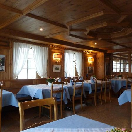 Kunsthotel Linde Garni アインジーデルン エクステリア 写真