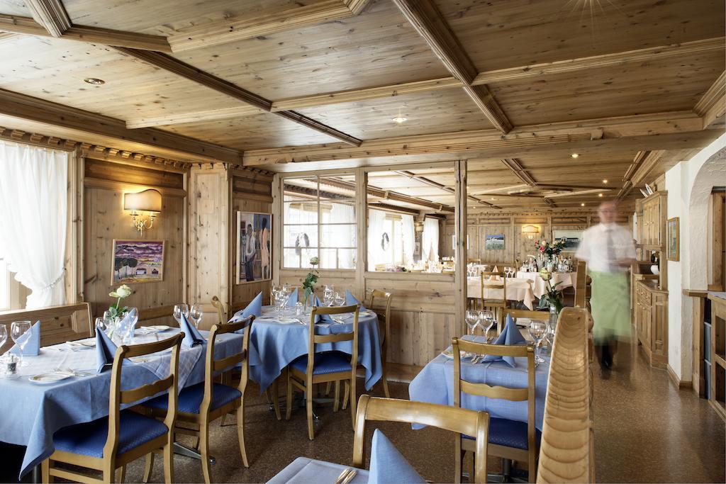 Kunsthotel Linde Garni アインジーデルン エクステリア 写真